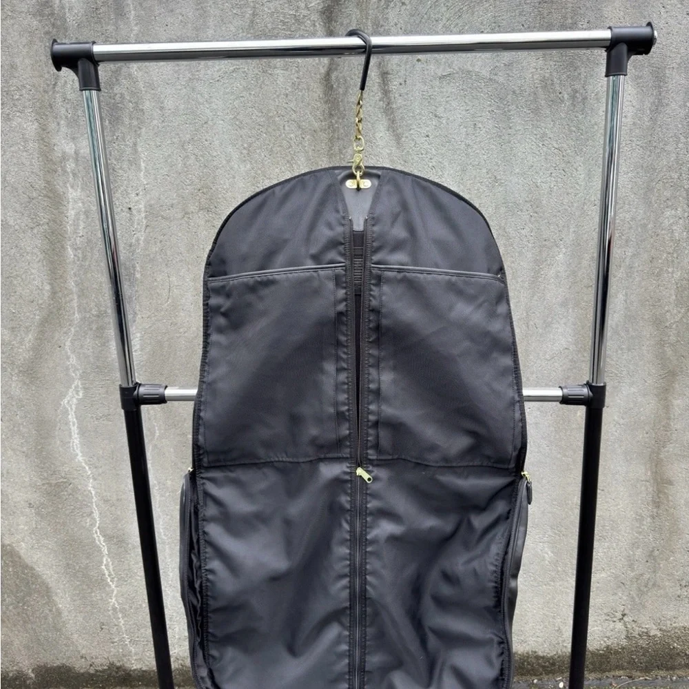 Coach leather garment bag ( MGM GRAND ) - Picture 7 of 10